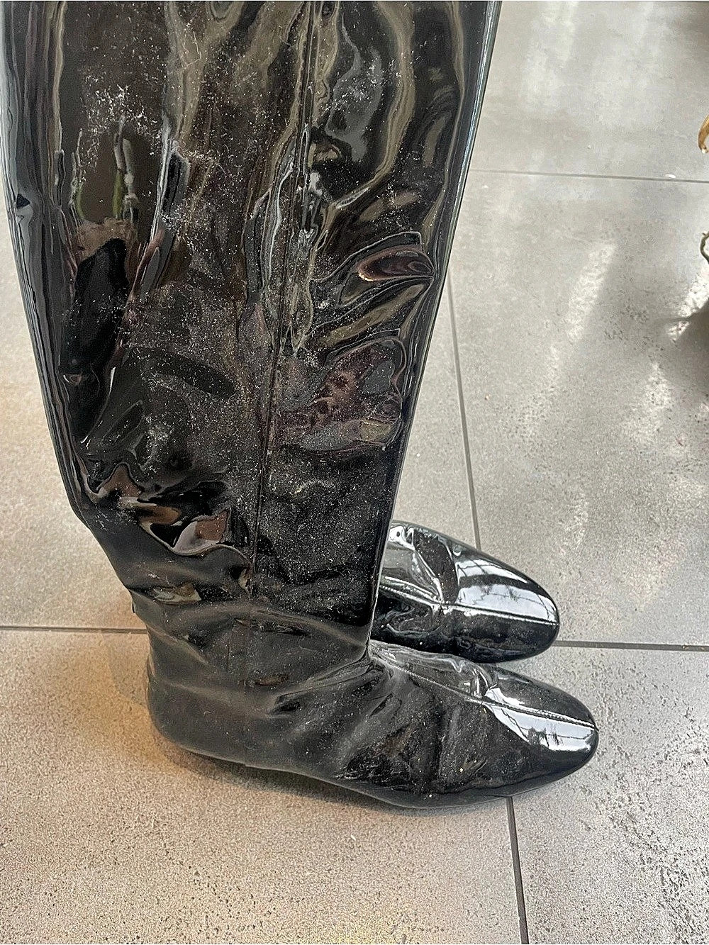 Women's Black Knee-High Boots - Picture 3 of 4